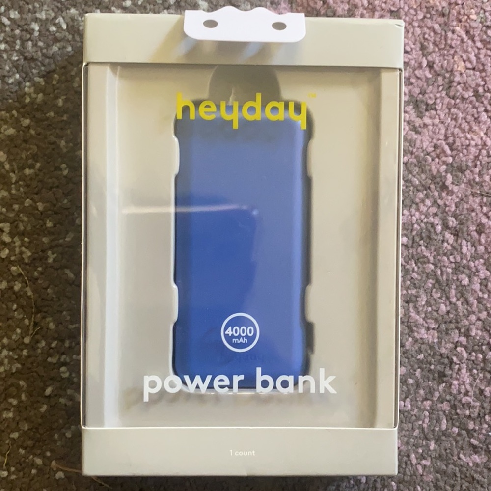 Phone bundle - Picture 3 of 5